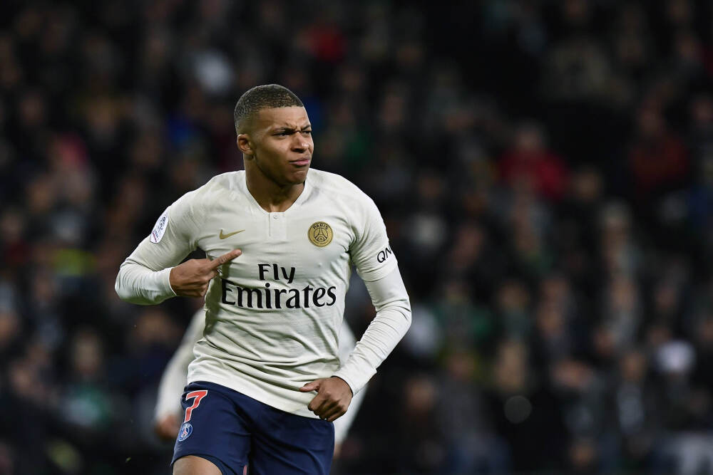 能让手游党闭眼入的高性价比手机是哪款?